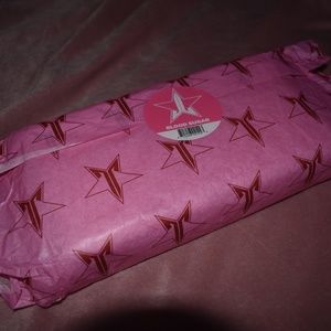 UNOPENED/UNUSED JEFFREE STAR BLOOD SUGAR PALETTE